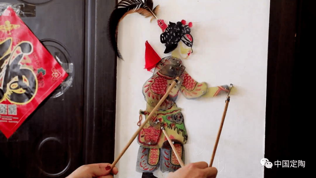 定陶皮影作为国家级非物质文化遗产项目可谓是独树一帜,它以极富表现