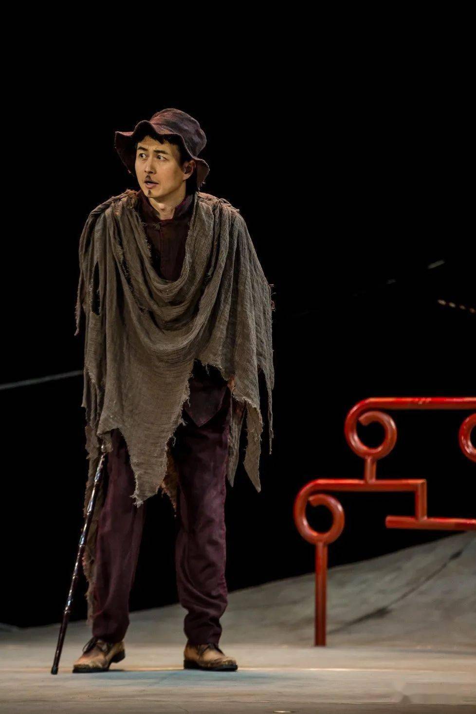 创造人物形象是演员的根本任务_手机搜狐网