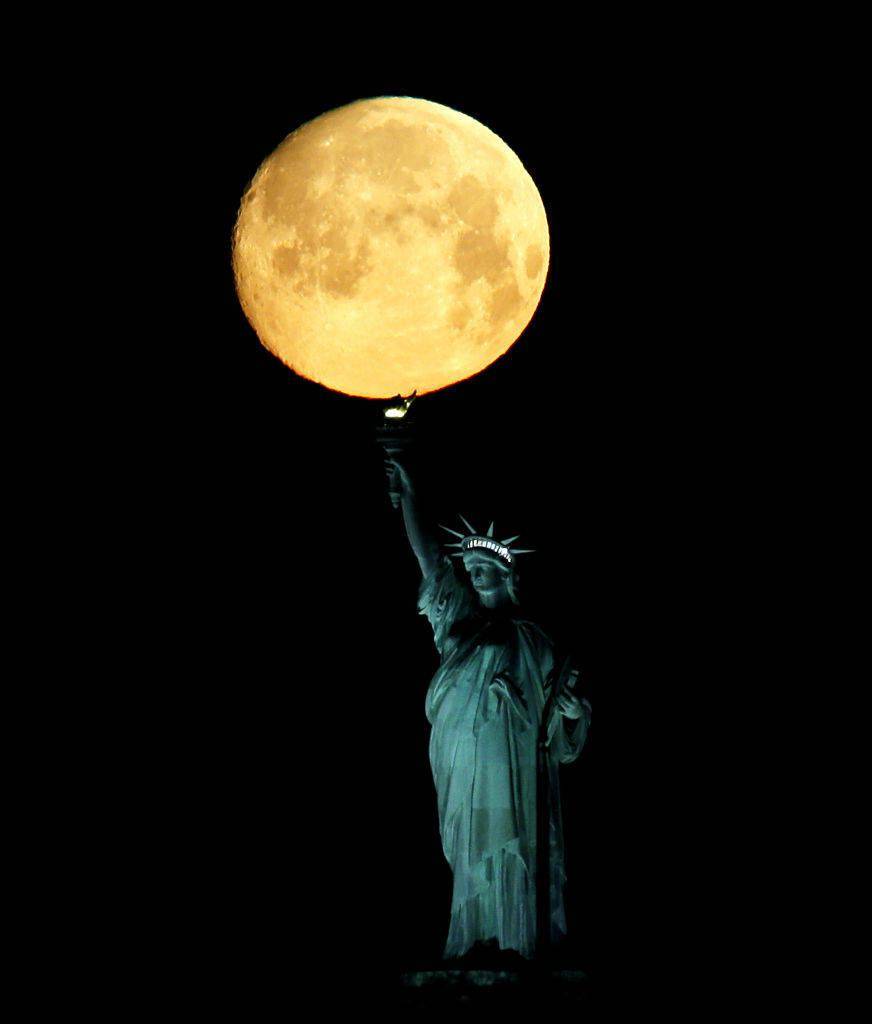 盘点: 中秋将至 遍赏世界各国月光美景