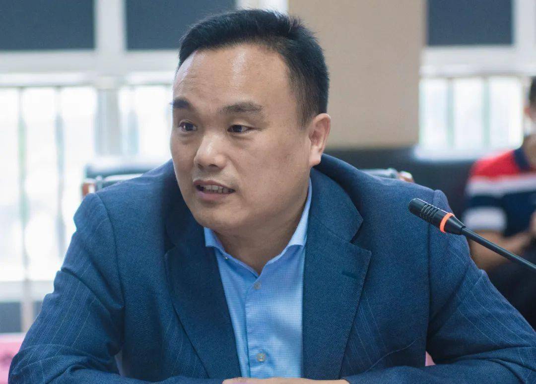 密云区第二中学校长霍劲松,北京一零一中学怀柔分校执行校长崔峰,顺义