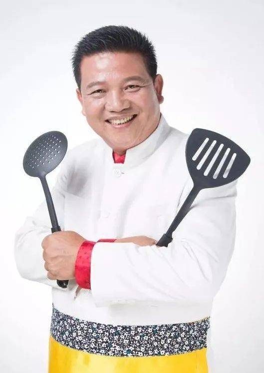 广东南方卫视我爱返寻味舅父新等栏目主持人为乐平乡村振兴全域大检阅