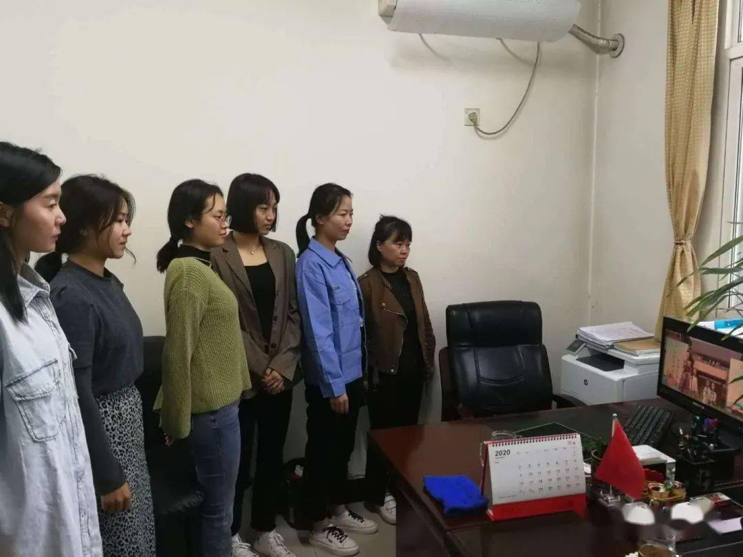 临潼区总工会临潼区总工会积极组织女职工收看巾帼言志奋斗有我讲述女