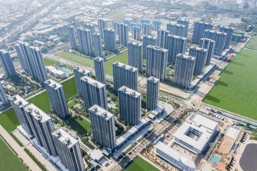 从人性化尺度出发气质而富有温情石家庄融创中心商品房一期