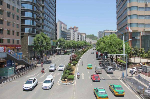 大道如虹通四方纵横通衢天地新七星关区交通建设与发展综述