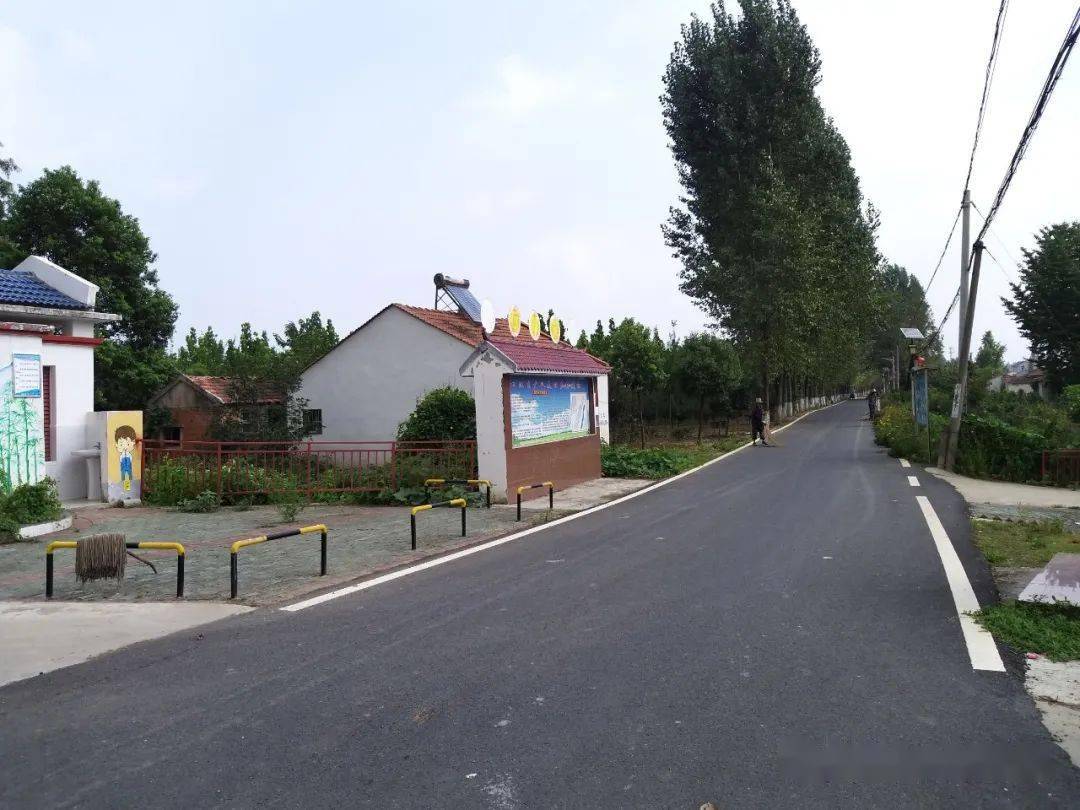 朱湖村塆大清扫崭新环境迎国庆