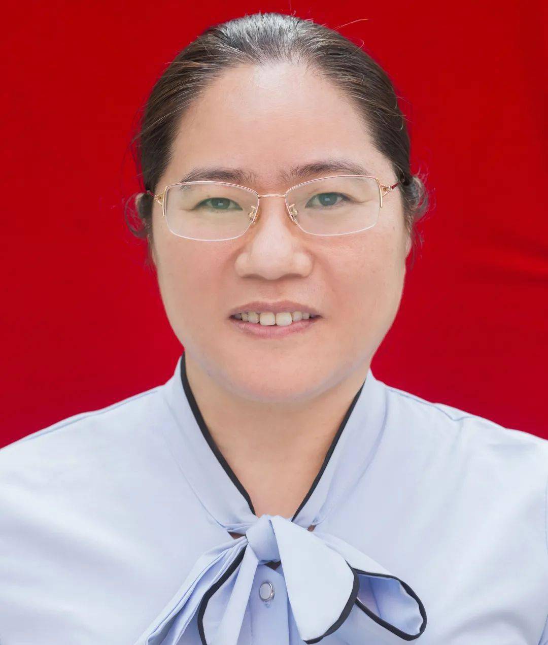 30 2051 订阅 李婷鸿 湖南师大附中星城实验学校 01