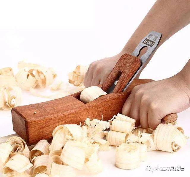 平槽刨,轴刨,圆底刨,球面刨与歪嘴刨