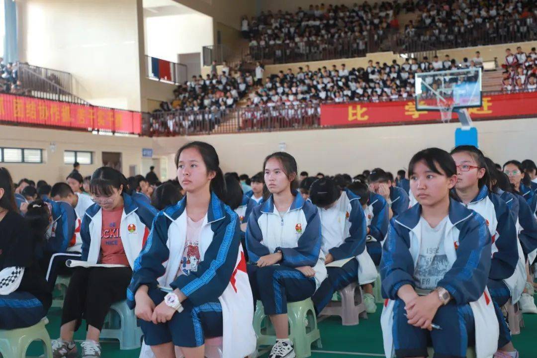 黎阳诗画激情人生