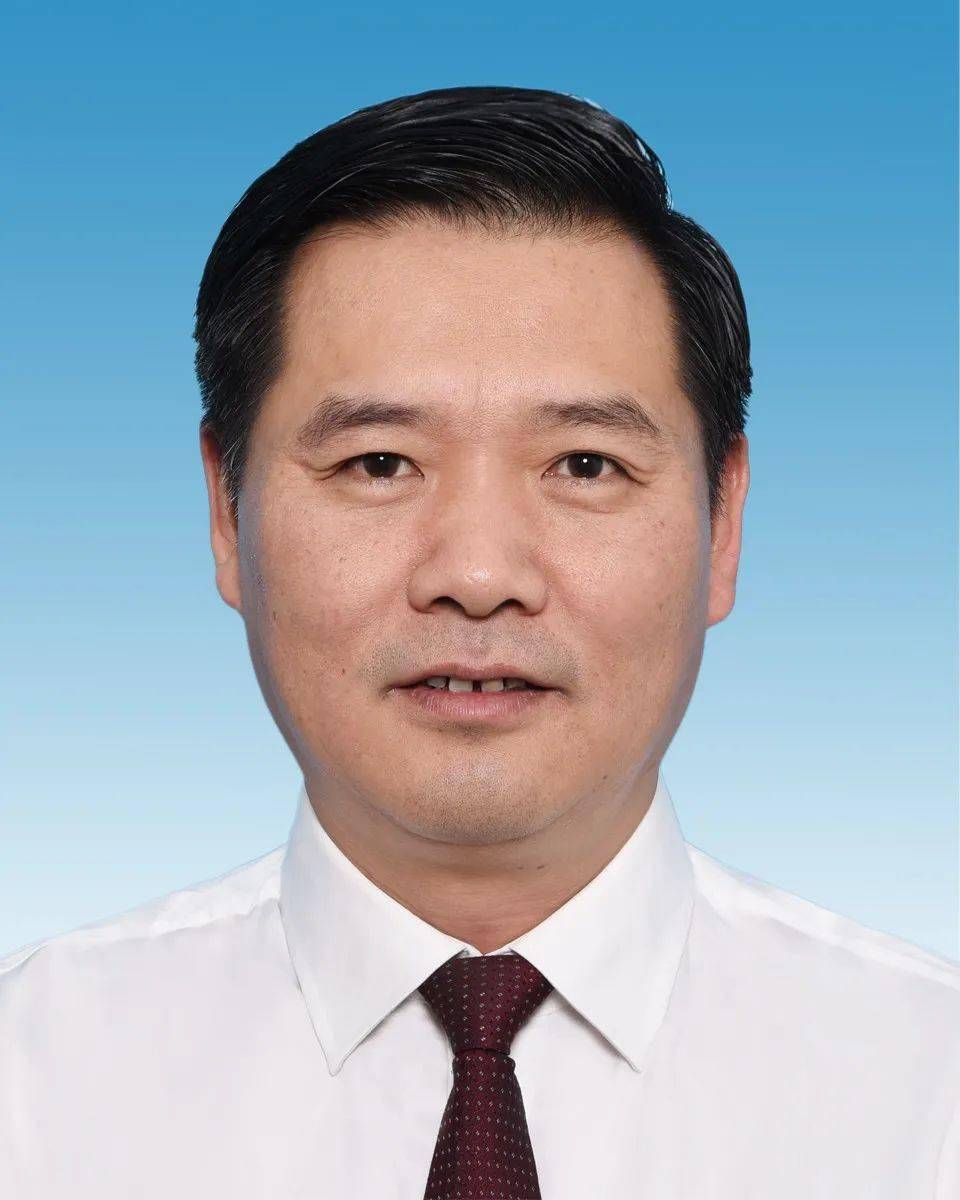 快讯袁超洪当选南平市人民政府市长李腾当选南平市监察委员会主任