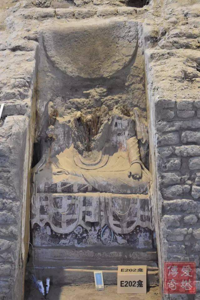 原创新疆北庭故城和西大寺遗址