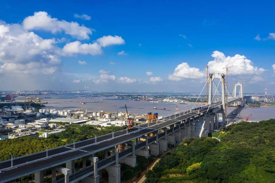 镇江五峰山长江大桥划上"线路图"!