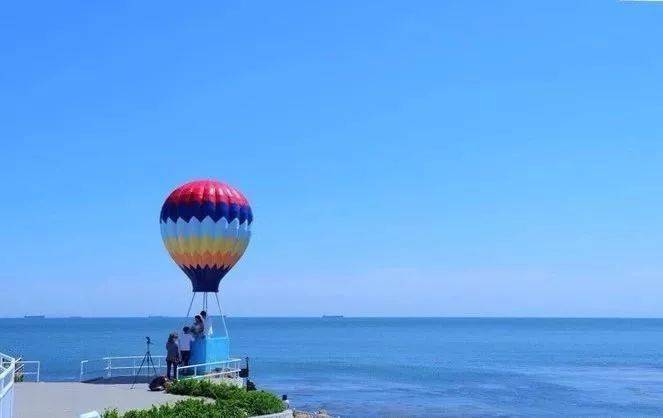 听闻远方有你动身跋涉千里我吹你吹过的风这算不算相拥