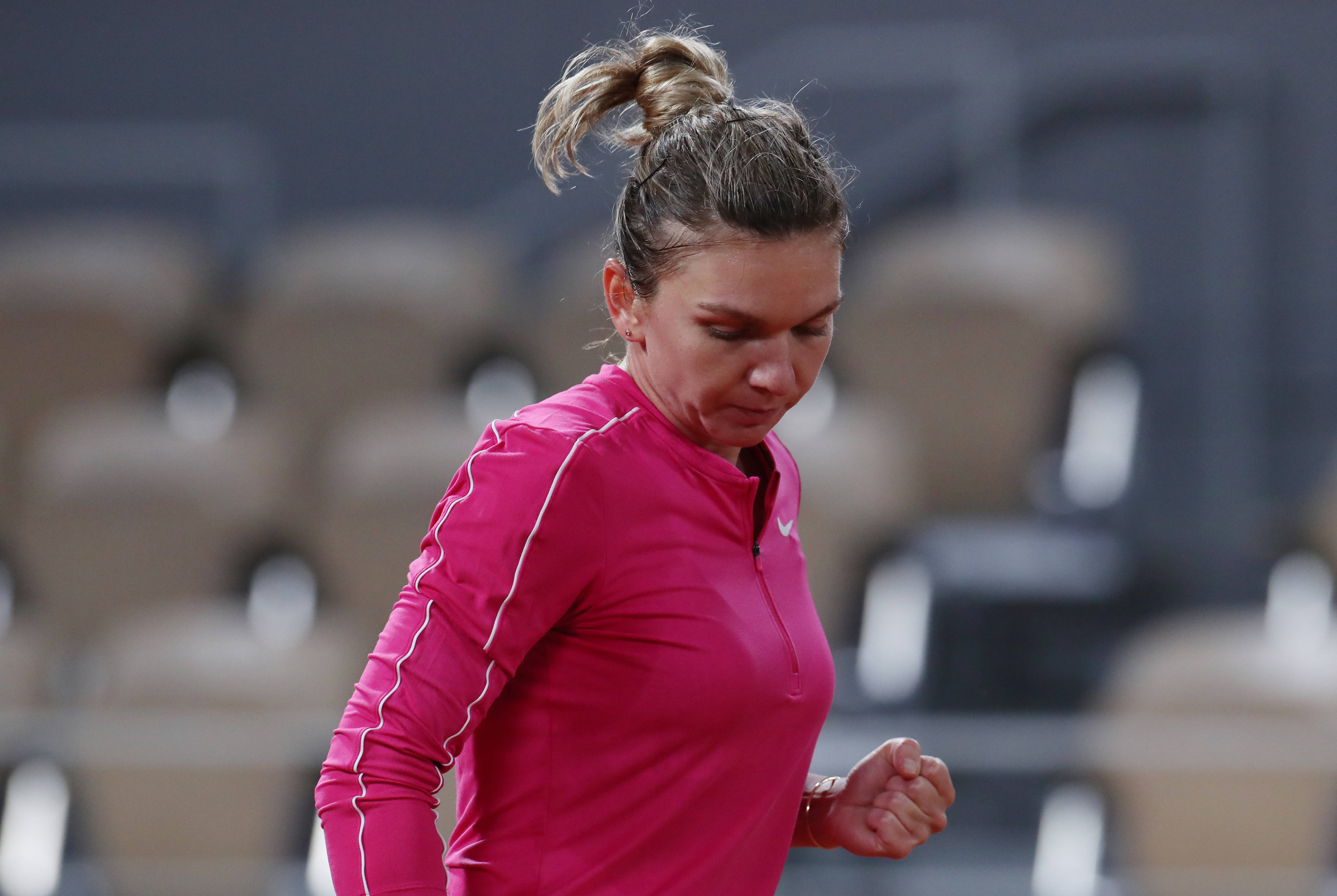 网球法网哈勒普挺进16强