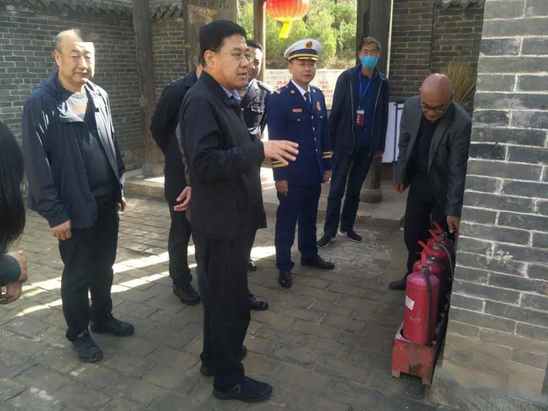 娄烦要闻汲取台骀山101火灾事故教训娄烦县县长李树忠督导检查两节
