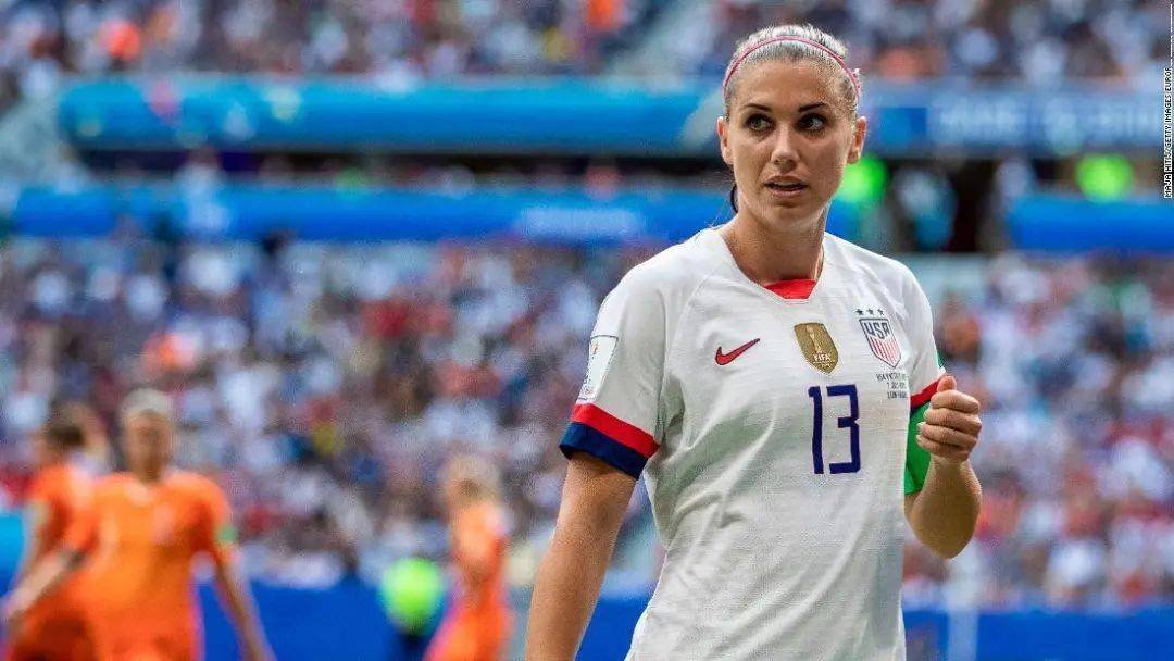 她才是热刺最引人瞩目的引援!_亚历克斯·摩根