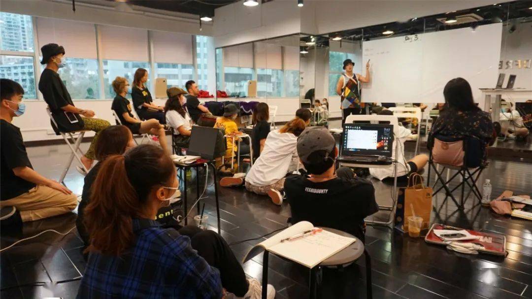 舞台秀编导班回顾每日3小时理论干货舞蹈实践助力系统提升