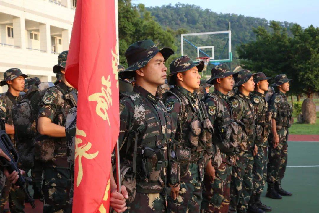 誓师动员多背景设置,多内容连贯,多手段评估,近日,驻澳门部队组织特