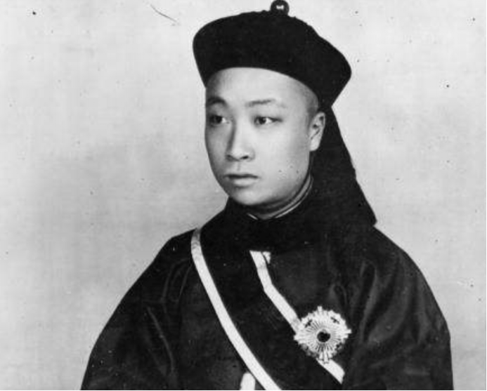 原创挽救大清满清贵族的最后努力剪辫子学西方为啥还是败了