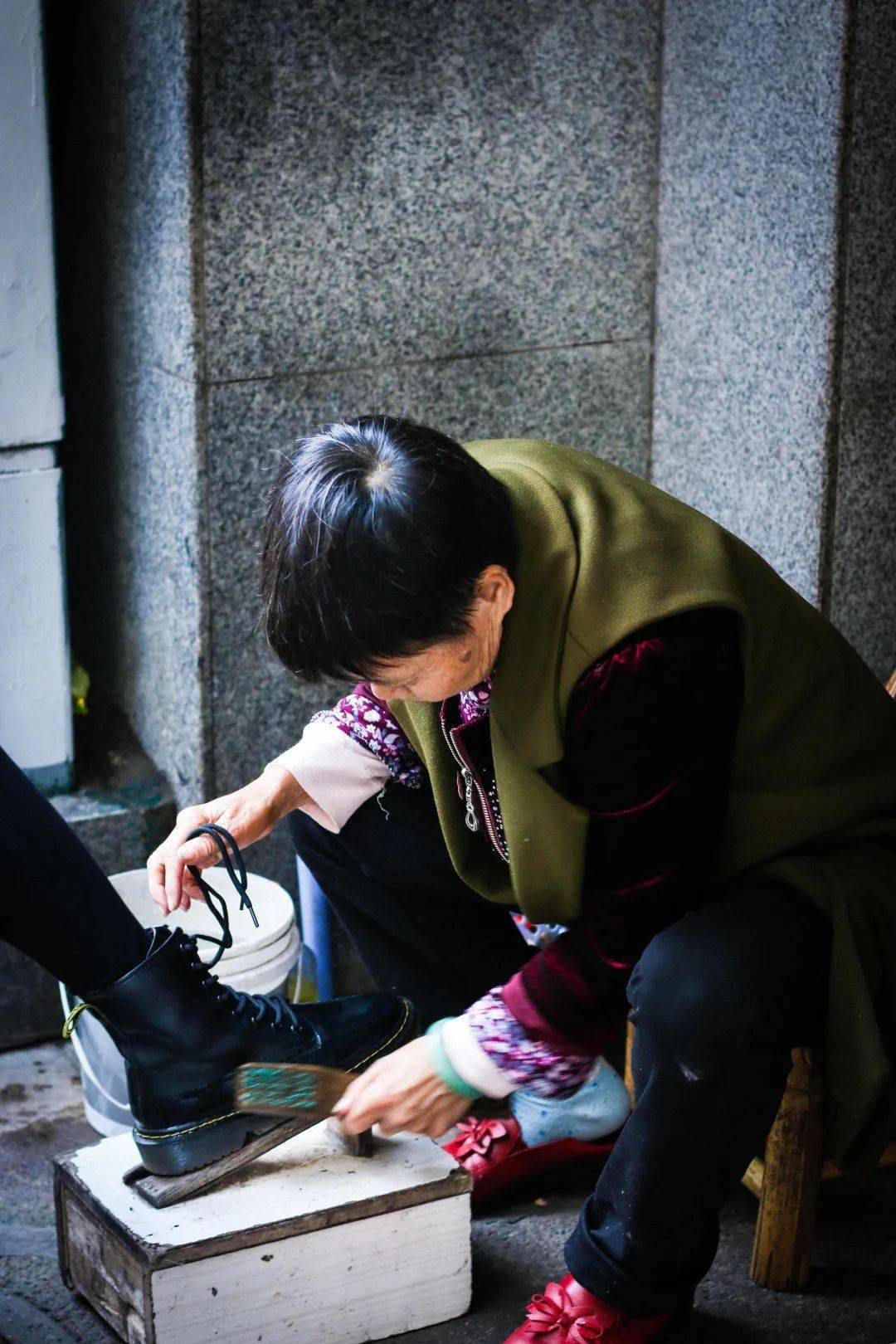 报亭修鞋铺老理发店宜宾这些日渐消失的老行当你还记得多少