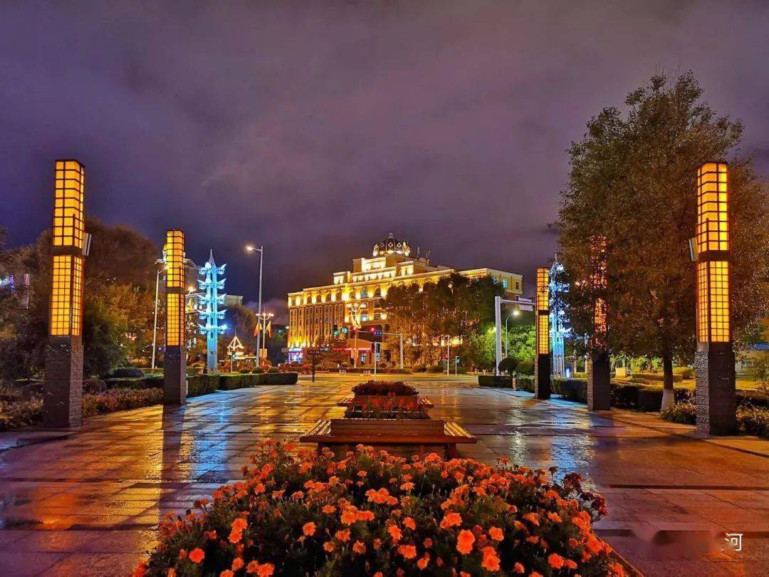 国庆看黑河丨璀璨黑河夜景不输任何大城市