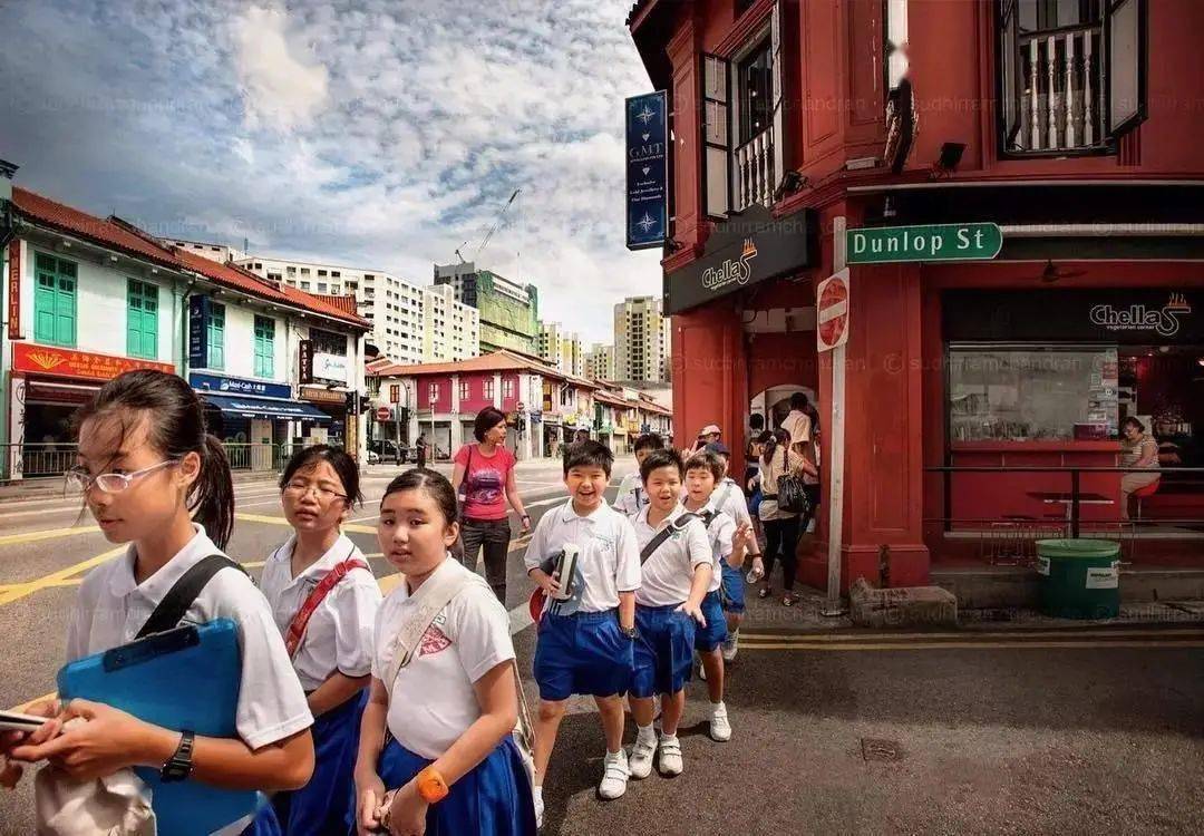 新加坡小学生的一天全球第一的基础教育到底是怎样的