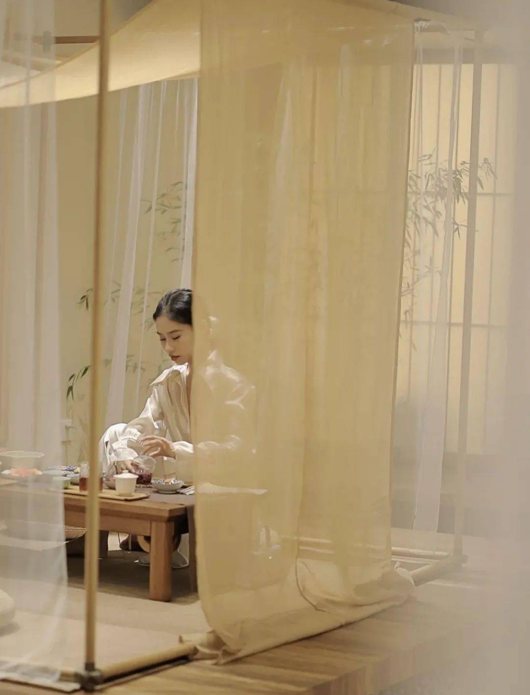 还去杭州拍茶艺照?魔都这6家仙境茶馆,拉高了城市人均颜值!_时光