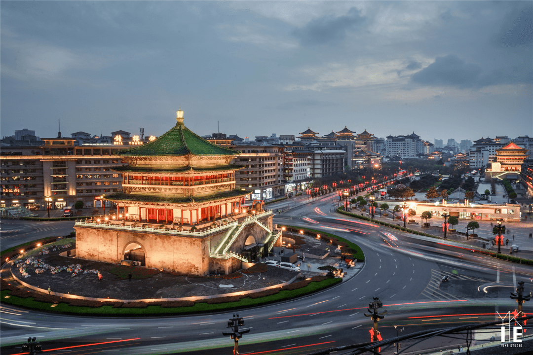 钟楼商圈走向衰落,老城更新亟待破局!_西安