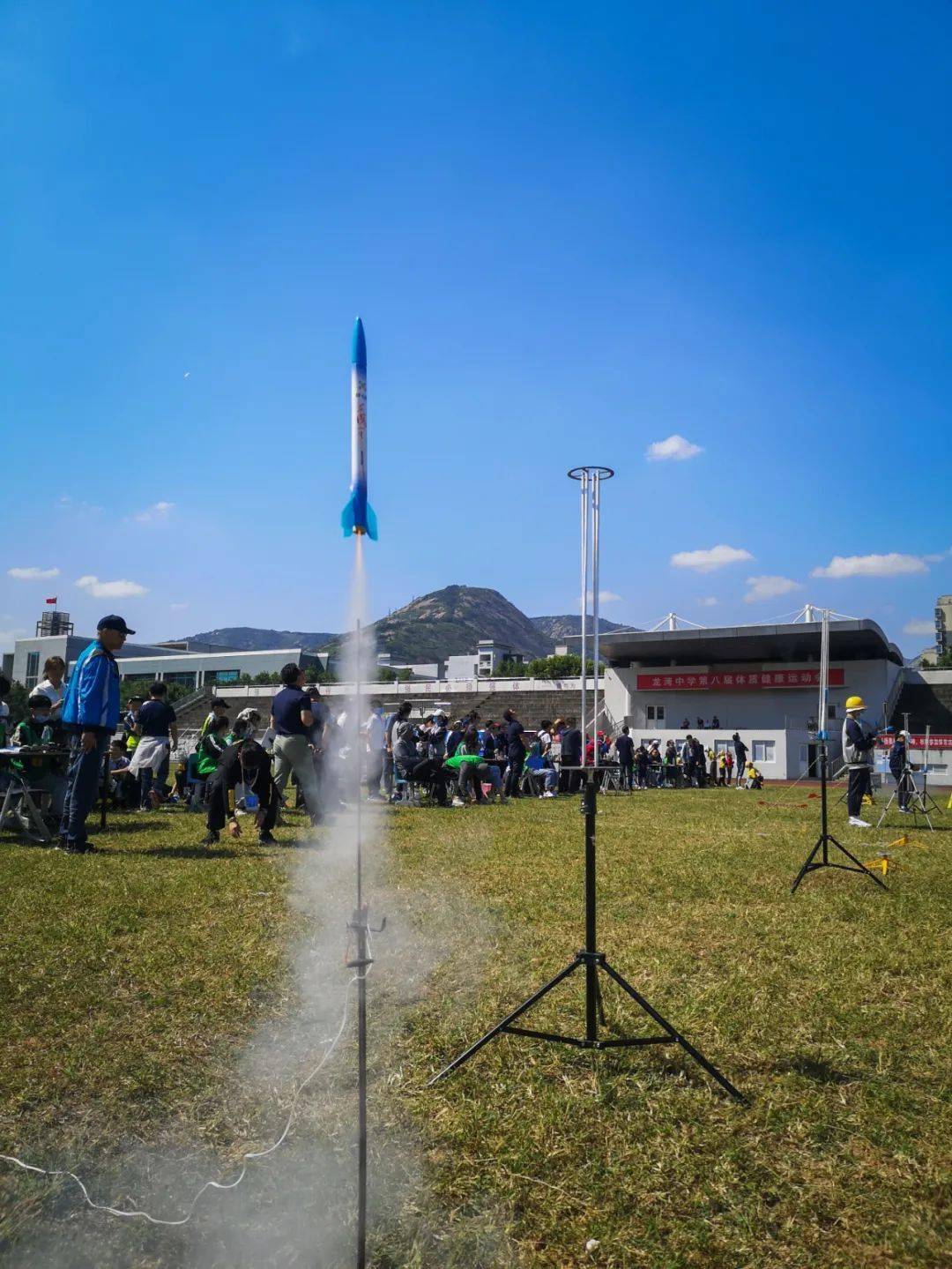 火箭升空了!市青少年航空航天模型锦标赛在龙湾举行