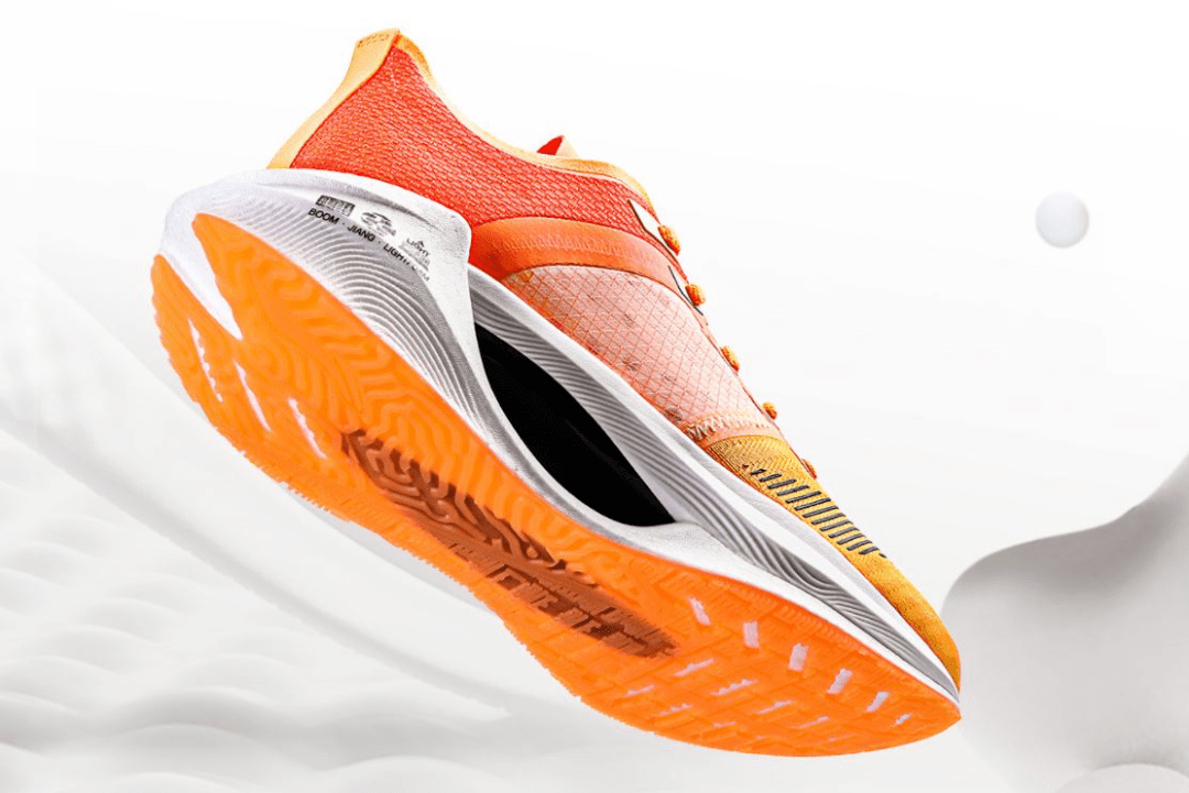 铭眼看手稿 | 李宁 绝影essential