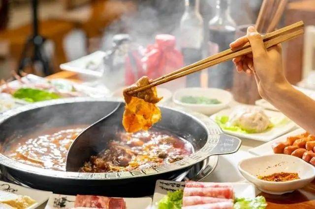 【古董羹老火锅4荤3素双人套餐】68元超值抢购!