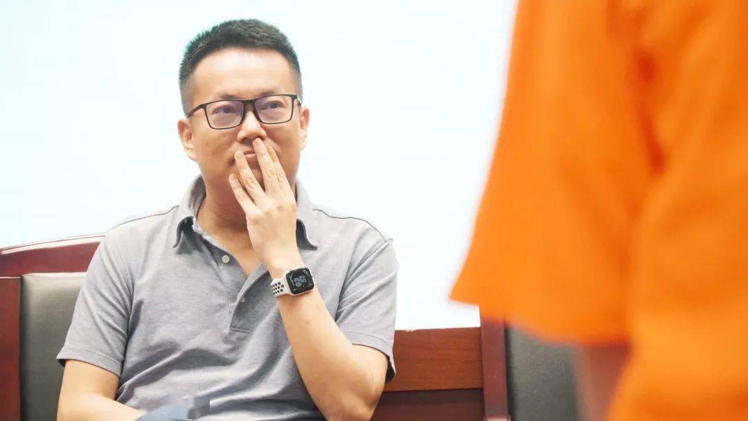 我们邀请到了普华永道合伙人张俊贤,上海帆立信息科技总经理樊静,爱