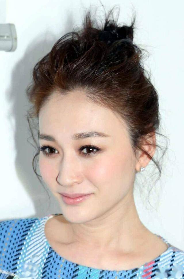 李小冉 还是这么美 看不出她韵味十足