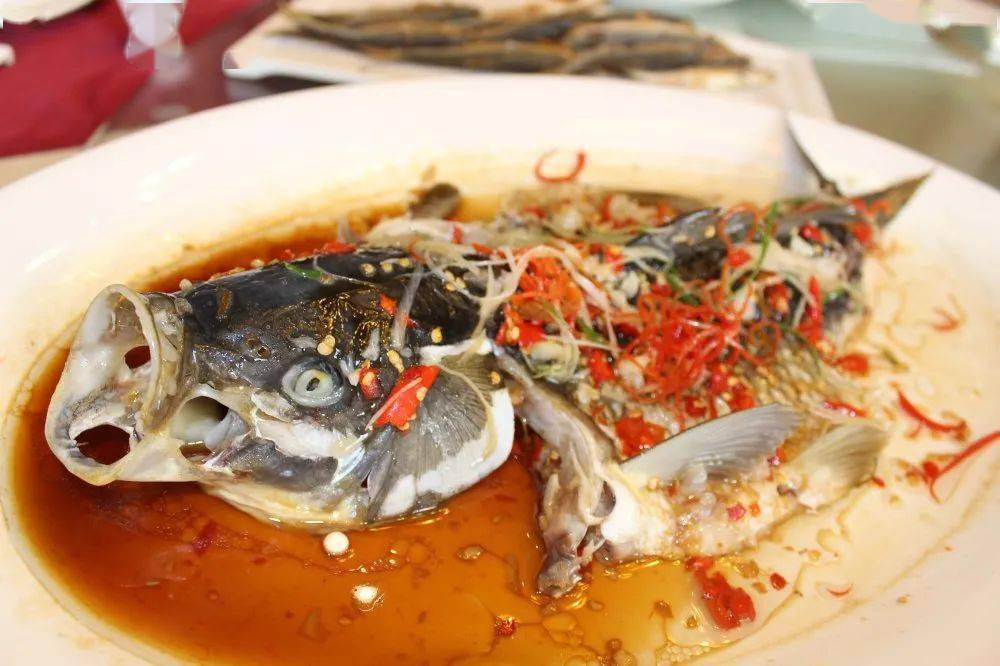 吃货|一鱼十吃,江川全鱼宴让您根本停不下来!_大头鱼