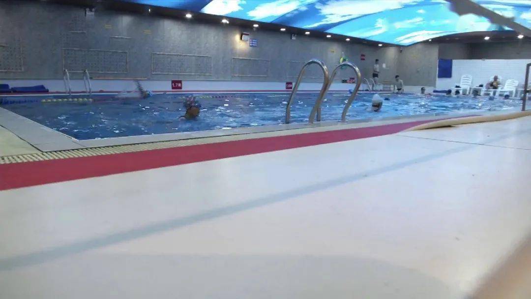 呼和浩特市新游泳馆图片