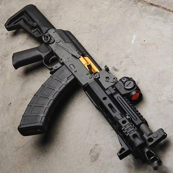 大热武器使用slr公司配件拼装的ak美图欣赏