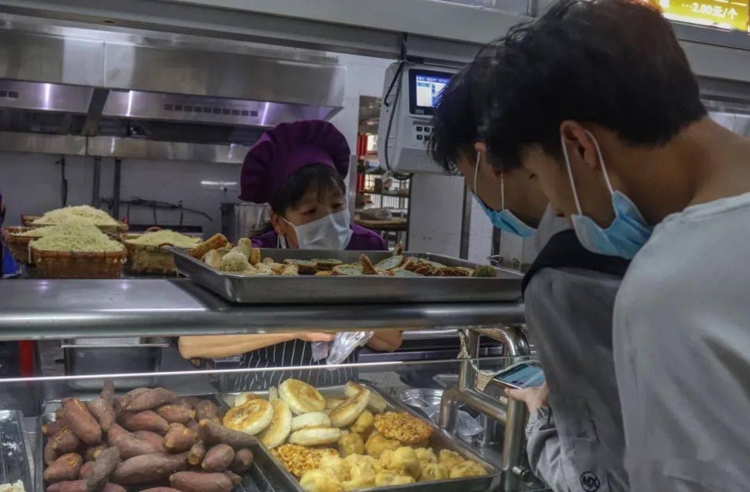 内蒙古民族大学 食堂图片