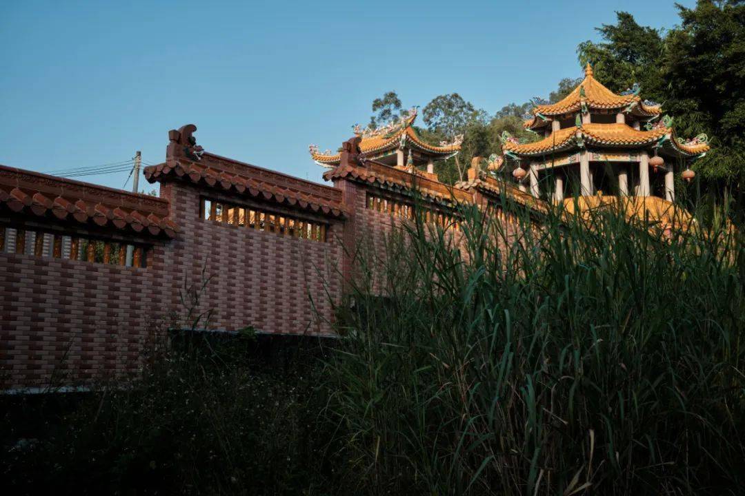 摄影|一路向南向西,新亨市场,罗山清晨街拍_新亨镇