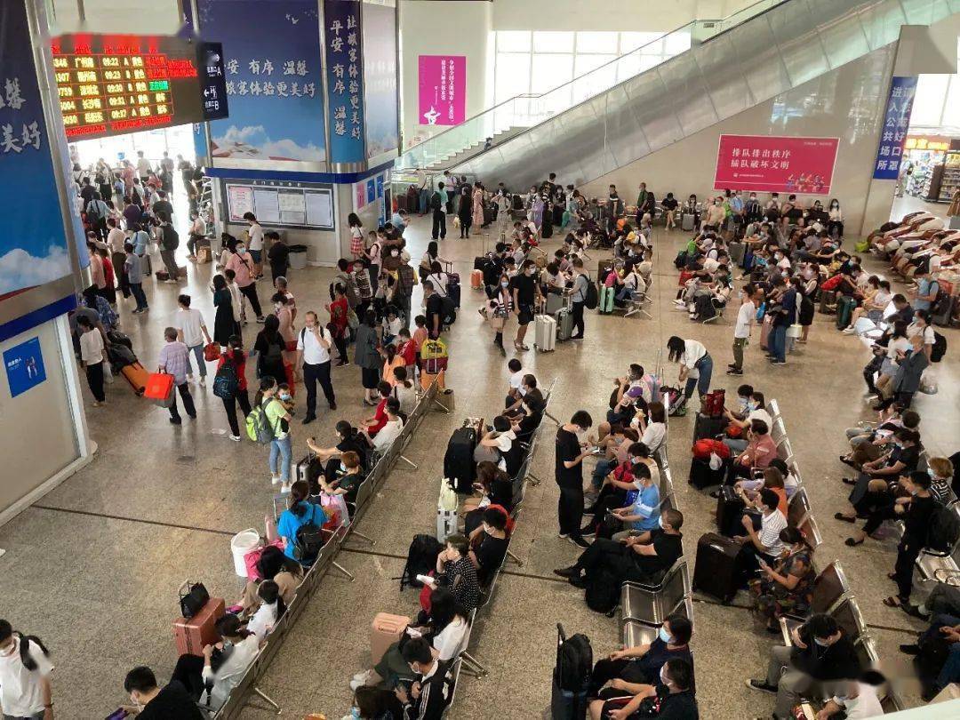 虎门高铁站双节客流超过46万人次