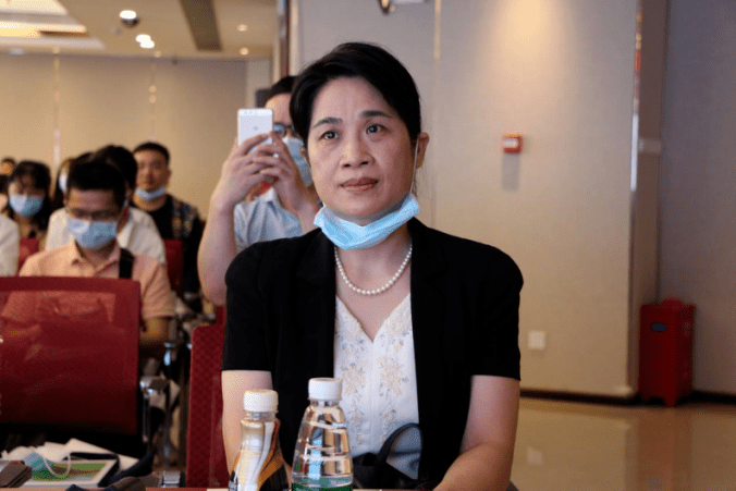 张玉玲教授图2 唐亚梅教授本次会议邀请了ame出版社汪道远社长,华中