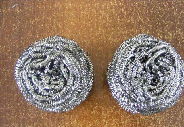 钢丝球脏了这样做又干净了