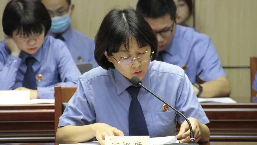 第六检察部主任 郑 军第五检察部主任 吴云玲第四检察部主任 谢 晶第