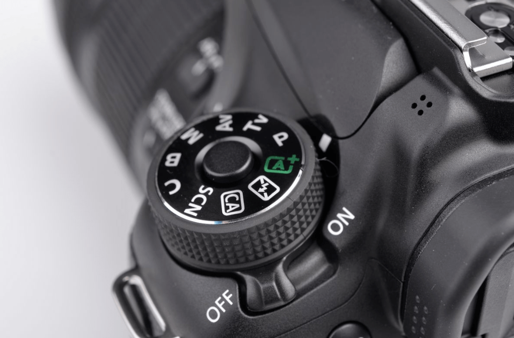 的6种模式主要有m(手动挡)av(光圈优先)tv(快门优先)p档(程序自动挡)