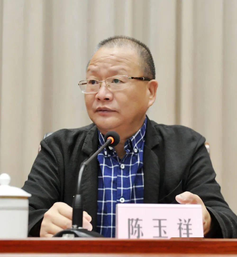 本次会议由兰溪市副市长陈玉祥主持,梅江烧64杨梅酒行业培育提升