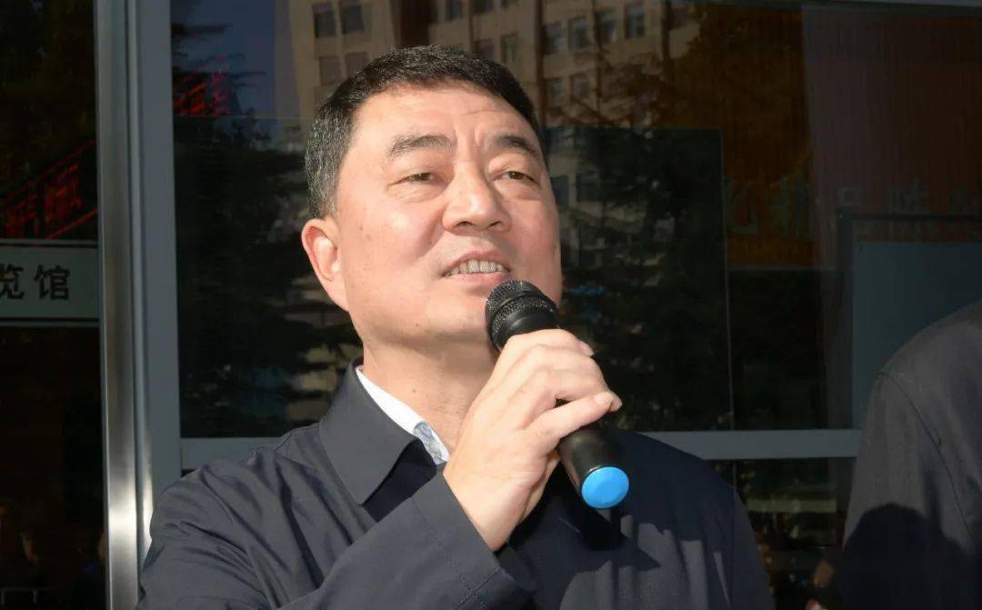 组织部长任建华,阳泉市人大常委会副主任郑清明,阳泉市副市长李文兵等