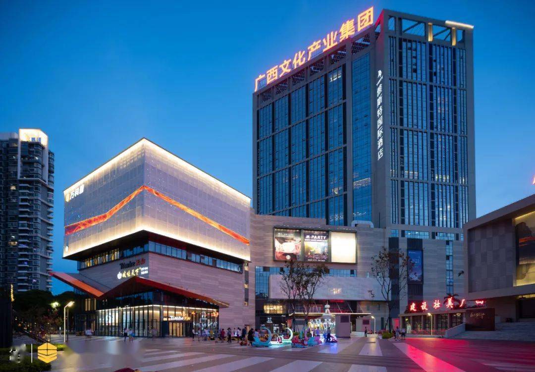 盐城八佰伴八佰伴是江苏华地国际控股集团旗下百货品牌之一.