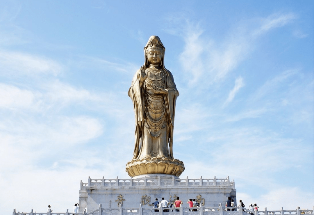 菩薩眾常住,雲霧現佛光,海上有仙山,詠普陀山eronique