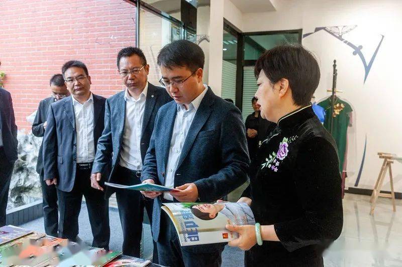海安市副市长卢林率队视察指导印象三塘文创精品馆