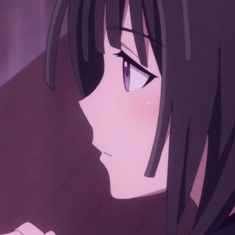 女生头像丨一个拥抱就能解决的问题为什么要讲大道理