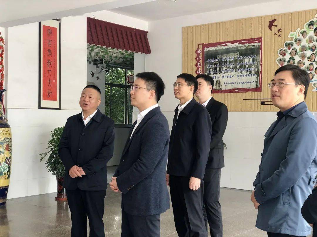 10月20日上午,海安市人民政府副市长卢林,在海安市西场街道党工委书记