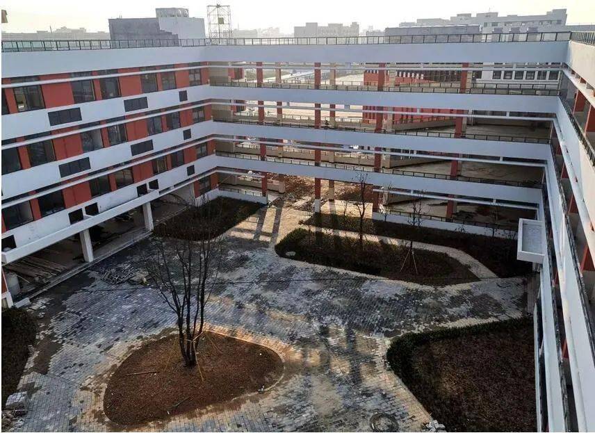 侨贸学校,阁巷新区实验学校,毓蒙中学等38个现代化教育建设项目竣工投